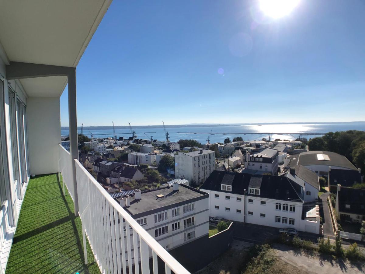 Superbe Appartement Avec Une Vue Mer Panoramique Брест Экстерьер фото